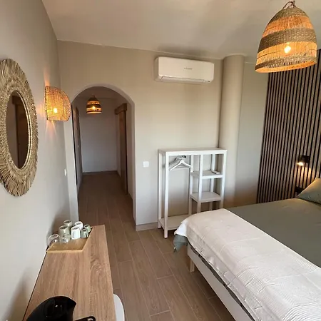Casa-bienvenido Bed & Breakfast Arenas (Malaga)
