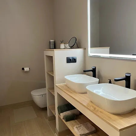 Casa-bienvenido Bed & Breakfast