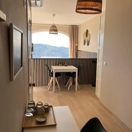 Casa-bienvenido * Arenas (Malaga)